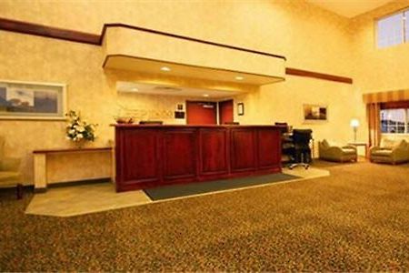 Crossings By Grandstay Inn & Suites Becker Інтер'єр фото