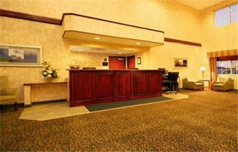 Crossings By Grandstay Inn & Suites Becker Інтер'єр фото