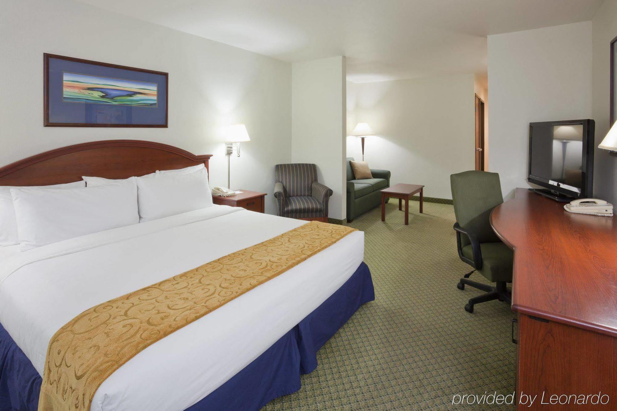 Crossings By Grandstay Inn & Suites Becker Екстер'єр фото